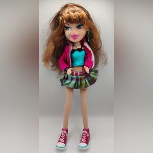 Kiana Sisterz Little sister Bratz Doll 2006 - Note markings on face
